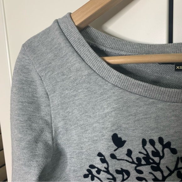 Tout a Coup Animal Tree Graphic Extra Long Sweatshirt - Picture 2 of 13